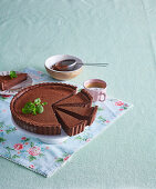 Chocolate tart with mint