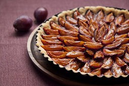 Plum cake with shortcrust pastry base