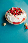 Pavlova from the Airfryer with fresh fruit