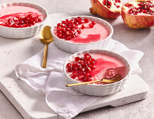 Pomegranate cheesecake cream