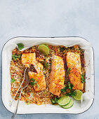 Rice with apricot salmon from the oven