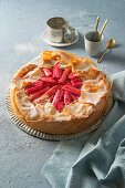 Rhubarb yufka cake with sour cream filling