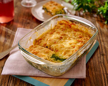 Ravioli gratin with spinach