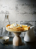 Lemon tart with lemon cream