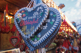 Booth with heart shaped gingerbreads, Oktoberfest, Munich, Bavaria, Germany