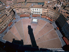 Torre del Mangia, Piazza del Campo, Siena, Toskana, Italien