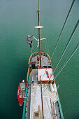 Friedensreich Hundertwasser climbs the mast of his boat Regentag, New Zealand