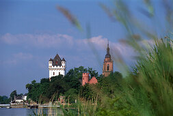 Crass castle and electoral castle Eltville at the river Rhein, Eltville, Rheingau, Hesse, Germany, Europe