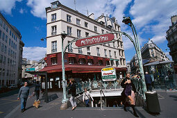 Metro, Paris France