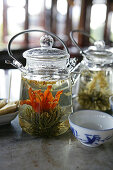 Tea blossom, Huxinting Teahouse,Close up, tea blossom and quail eggs, Teerose und Wachteleier, Teehaus am Yu Yuan Garden, Skyline Shanghai, Gartenkunst, classical Garden of Joy, Yu Yuan Garden, Nanshi, Zickzack Brücke, Feng Shui, Mid Lake Pavilion Teahous