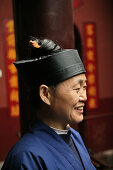 Portrait einer chinesischen Nonne, Nonnenkloster Huanting, Heng Shan Süd, Provinz Hunan, China, Asien