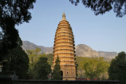 Songyue Temple Pagoda near the Shaolin Monastery is the oldest pagoda in China, with twelve sides, Taoist Buddhist mountain, Song Shan, Henan province, China