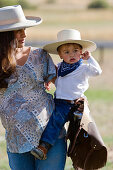 mother and son, wildwest, Oregon, USA