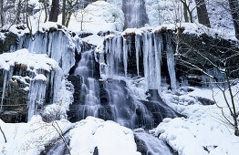 Europa, Deutschland, Niedersachsen, Harz, der gefrorene Romkerhaller Wasserfall