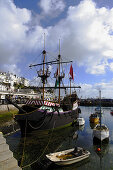 Model der Golden Hind, Brixham, Torbay, Devon, England, Großbritannien