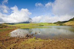 See Lagoa do Capitao im Hochland von Pico, Insel Pico, Azoren, Portugal