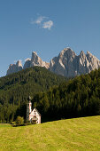 Baroque church St. Johann in Ranui (1744), Villnoess valley, Dolomites, Geisler Group, South Tyrol, Italy