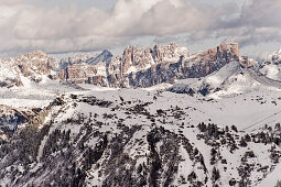 Schneebedeckte Dolomiten, Südtirol, Italien