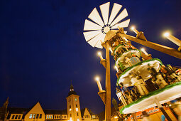 Christmas pyramid at the Christmas market, Freiberg, Ore mountains, Saxony, Germany