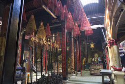 Interior view of the chinese pagoda at Cholon, Saigon, Hoh Chi Minh City, Vietnam, Asia