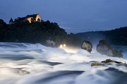 Rheinfall bei Schaffhausen, Rheinfall und Schloss Laufen, Kanton Zürich, Schweiz, Europa