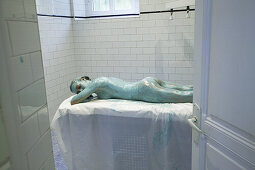 Colour energy, turquoise wrap body treatment in spa, Lierganes. Pas-Miera, Cantabria, Spain