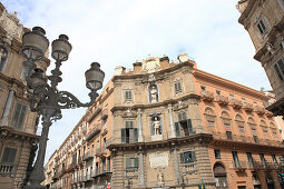 Houses at the square Piazza Vigliena also called Quattro Canti di città, in Palermo, Province Palermo, Sicily, Italy, Europe