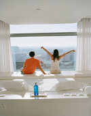 Paar in einem Hotelzimmer, Madrid, Spanien