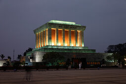 Ho Chi Minh Mausoleum, Platz Ba Dinh, Hanoi, Bac Bo, Vietnam