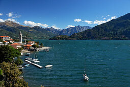 Aussicht auf Cremia, Hinergrund die Berge Piz Stella und Surettahorn, Comer See, Lombardei, Italien