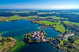 Luftbildaufnahme von Kloster Seeon, Seon-Seebruck, Chiemsee, Chiemgau, Oberbayern, Bayern, Deutschland