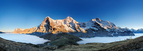 Panorama mit Wetterhorn, Eiger, Mönch und Jungfrau über Kleine Scheidegg, mit Nebelmeer über Grindelwald, Kleine Scheidegg, Grindelwald, UNESCO Welterbe Schweizer Alpen Jungfrau - Aletsch, Berner Oberland, Bern, Schweiz, Europa