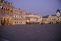 Piazza dell Unita d'Italia and city hall, Trieste, Friuli-Venezia Giulia, Veneto, Italy