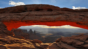 Mesa Arch, Canyonlands National Park, Utah, USA