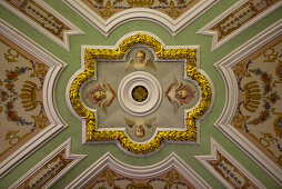 Innenansicht (Decke) in der Peter und Paul Kathedrale, Peter und Paul Festung, Sankt Petersburg, Russland, Europa