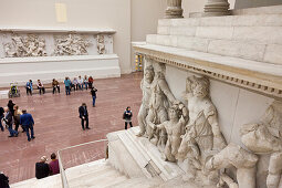 Visitors, Pergamon Museum, the Pergamon temple, antique collection, mural, Museum Island, the State Museums of Berlin, Prussian Cultural Heritage Foundation, Berlin, Germany