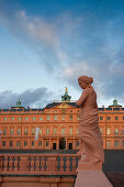 Schloss Rastatt in der Dämmerung, Rastatt, Baden-Württemberg, Deutschland