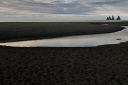 Black sand beach near Vik I Myrdal, Iceland, Scandinavia, Europe