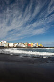 Strand unter Wolkenhimmel, Playa Jardin, Puerto de la Cruz, Teneriffa, Kanarische Inseln, Spanien, Europa