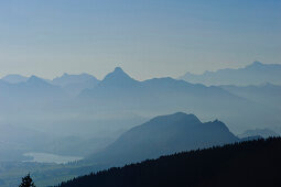 Aussicht von der BergeLodge auf die Allgäuer Alpen und den Forgensee, Alpspitze, Allgäu, Bayern, Deutschland, Europa