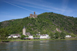 Burg Liebenstein thront über dem Rhein, Kamp Bornhofen, Rheinland-Pfalz, Deutschland, Europa