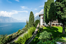 Blick auf den Gardasee von Bellevue San Lorenzo bei Malcesine, Gardasee, Provinz Verona, Norditalien, Italien