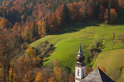 Blick auf die Wallfahrtskirche Maria Gern, Berchtesgadener Land, Nationalpark Berchtesgaden, Oberbayern, Bayern, Deutschland, Europa
