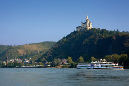 Paddle wheel steamer Goethe at the Rhine at Marksburg castle, Unesco World Cultural Heritage, near Braubach, Rhine river, Rhineland-Palatinate, Germany