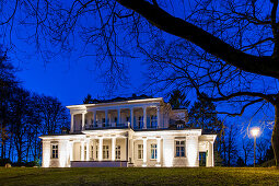 Goßler Haus in der Abenddämmerung, Hamburg-Blankenese, Hamburg, Deutschland