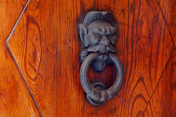 Door knocker on the outside of a door, Siena, UNESCO World Heritage Site, Tuscany, Italy, Europe