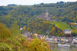 View of Reichsburg castle, Cochem castle, built about 1100 under Pfalzgraf Ezzo and Cochem, Mosel, Rhineland-Palatinate, Germany, Europe