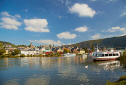 Blick von Trarbach auf Ortsteil Traben, Traben-Trarbach, Mosel, Rheinland-Pfalz, Deutschland, Europa