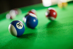 Billiard balls, Sri Lanka