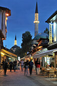 Bascarsija in der Altstadt im Abendlicht, Sarajevo, Bosnien und Herzegowina